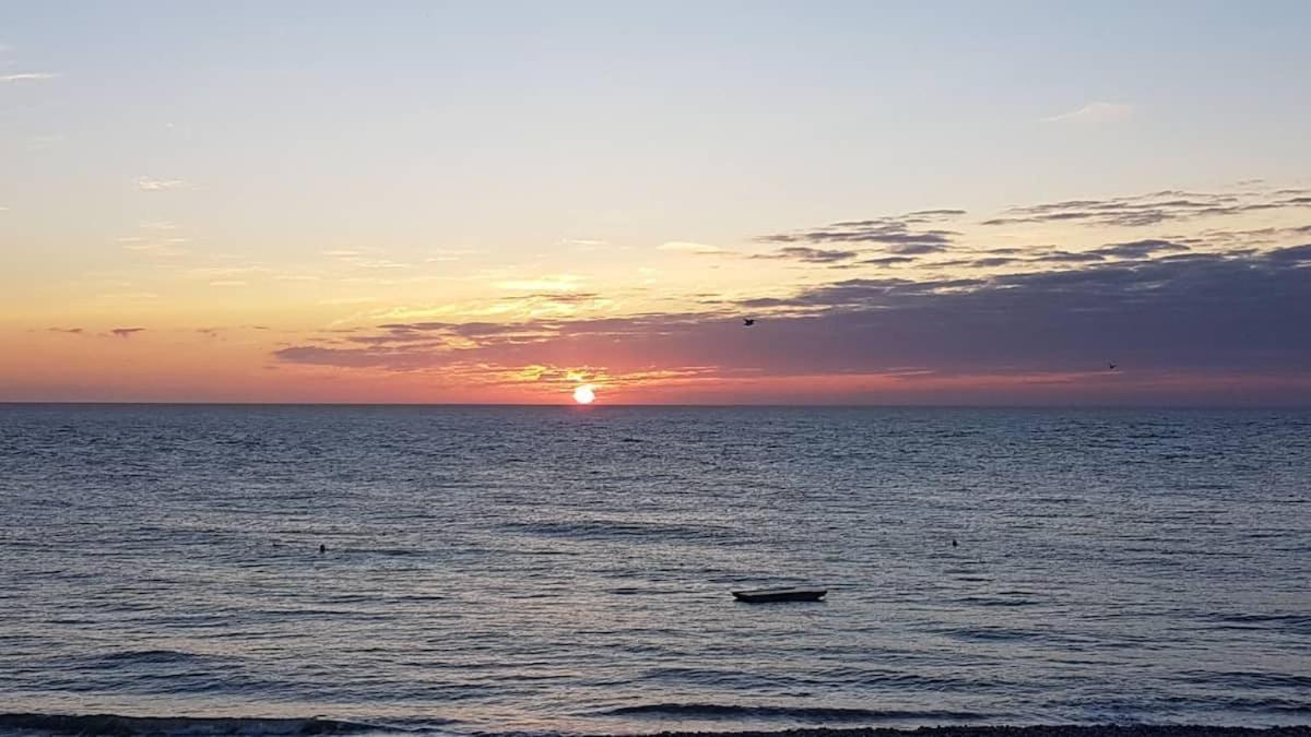 La Petite Maison Près De La Mer Fécamp Esterno foto